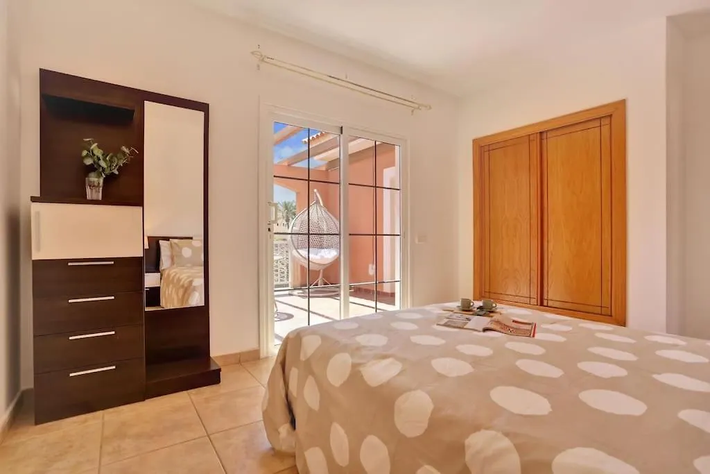Sunnyland Pescadores Costa De Antigua Apartment